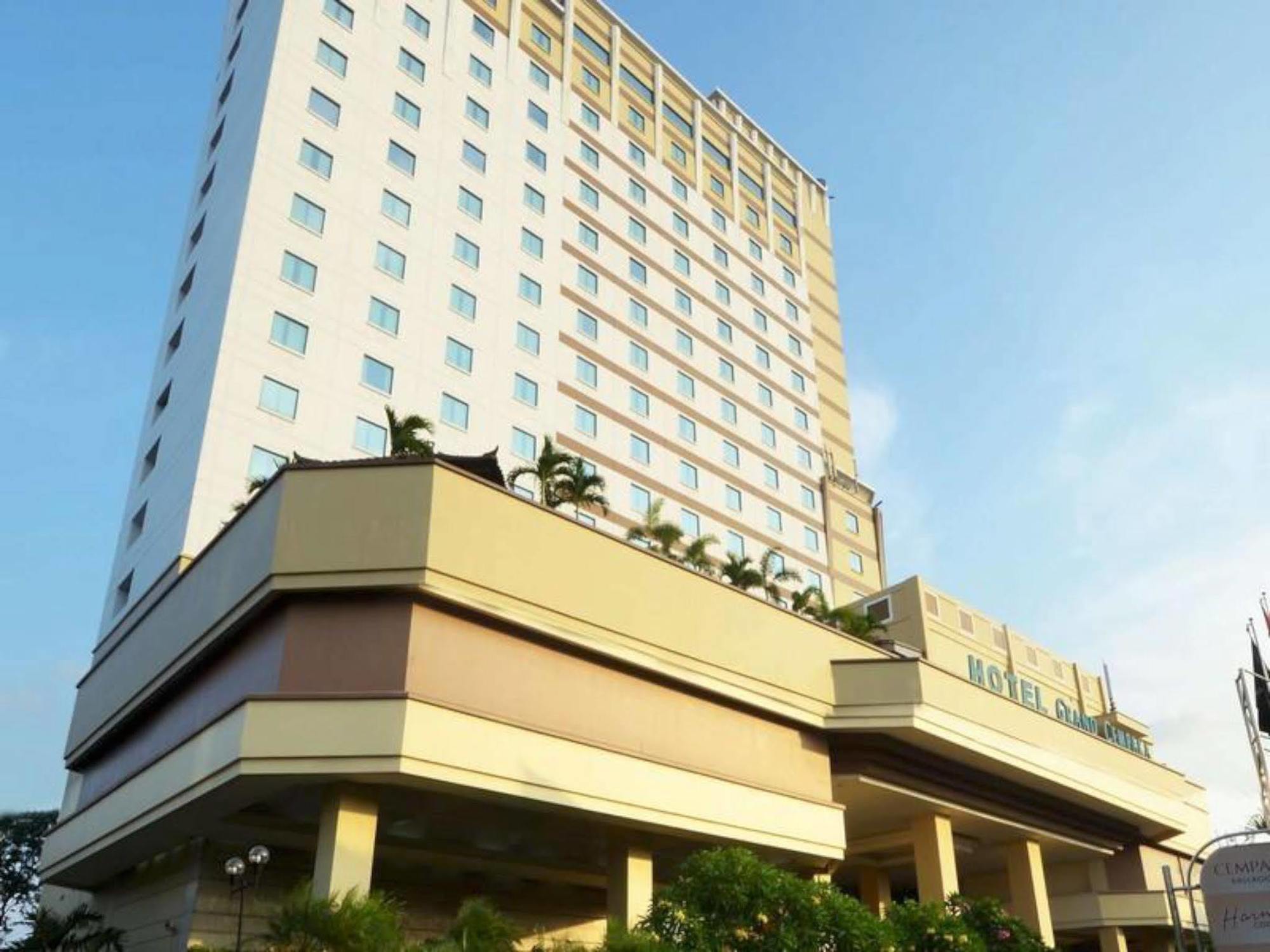 Grand Cempaka Hotel