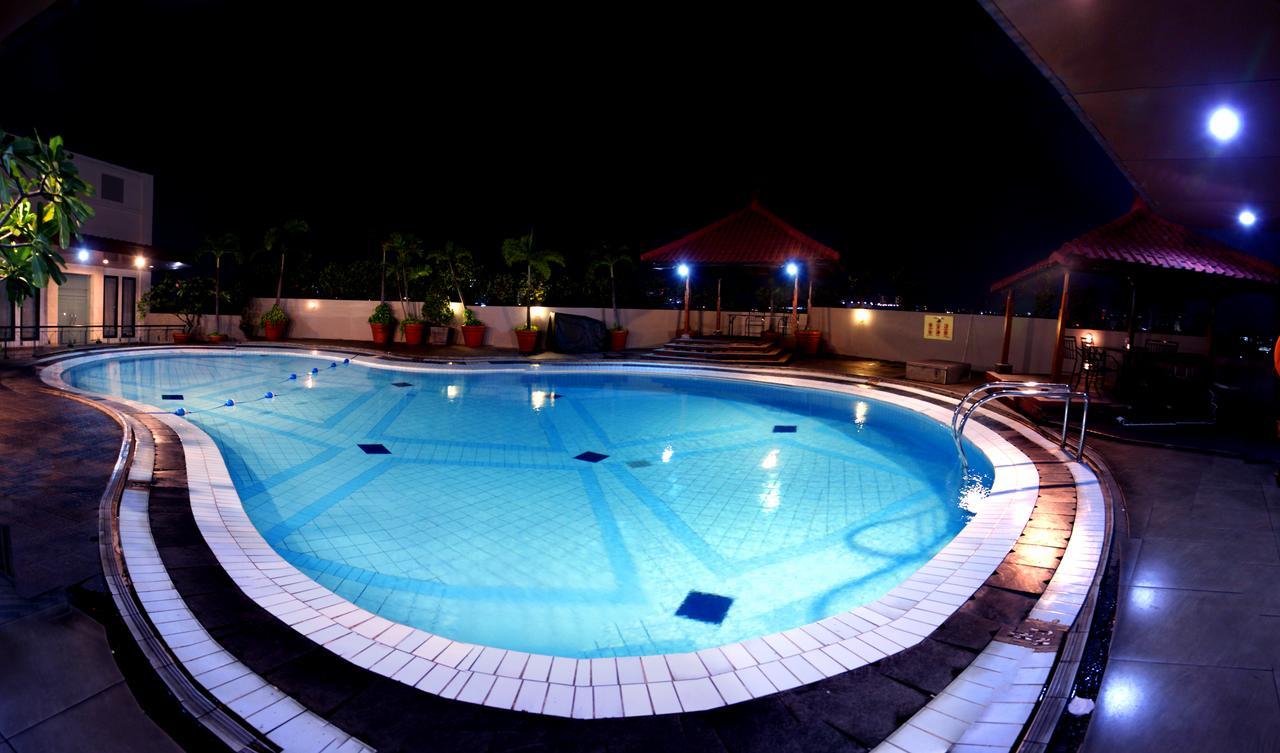 Grand Cempaka Hotel 4*