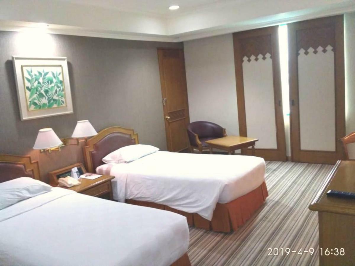 Grand Cempaka 4*